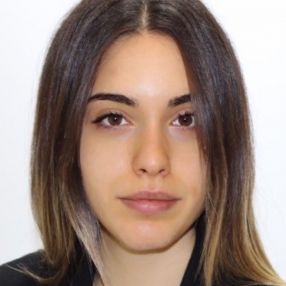 Anna, Babysitter a Vitulano