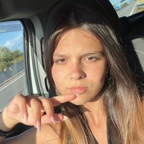 Julia, Babysitter a Trescore Cremasco