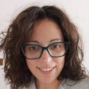 Rosa, Babysitter a Giffoni Valle Piana