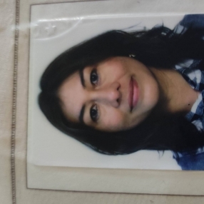 Gloria, Babysitter a Lavena ponte Tresa