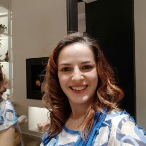 Gina, Babysitter a Cervinara