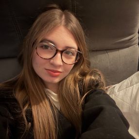 Federica, Babysitter a Maniago