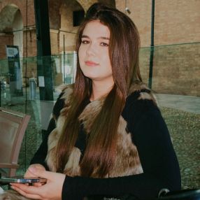 Agnese, Babysitter a Spresiano