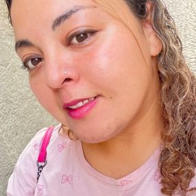 Juli, Babysitter a Valenza