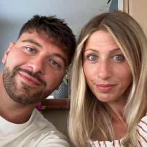 Noemi, Famiglia a Calderara di Reno