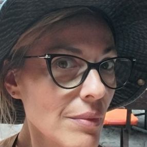Elenia, Babysitter a Fonte Nuova