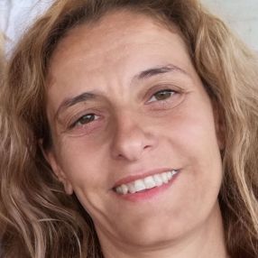 Giovanna, Babysitter in Comun nuovo