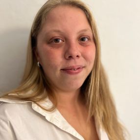 Nicole, Babysitter a Provincia di Pistoia