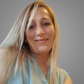 Michela, Babysitter a Usini