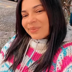 Adriana, Babysitter in Induno Olona