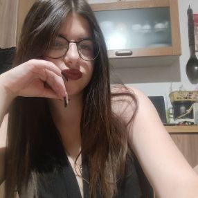 Raffaela, Babysitter a Provincia di Benevento