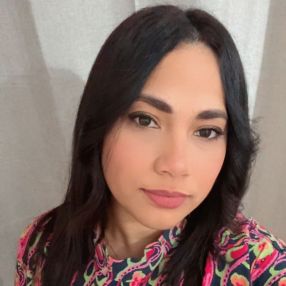 Jennifer, Babysitter a Battipaglia