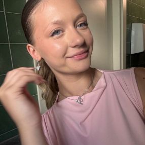 Lara, Babysitter a Asigliano Vercellese