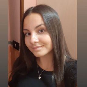 Emanuela, Babysitter in Serramanna