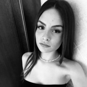 Aurora, Babysitter in Gagliano del Capo