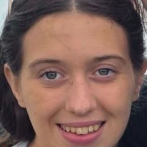 Aurora, Babysitter in Cogorno