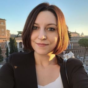 Martina, Babysitter a Biella