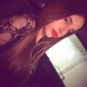 Veronica, Babysitter a Canosa di Puglia