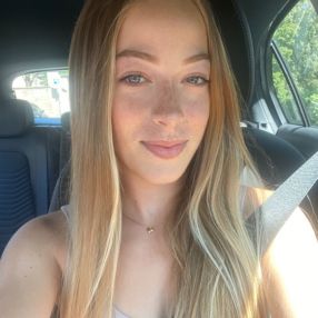 Aurora, Babysitter in Albairate