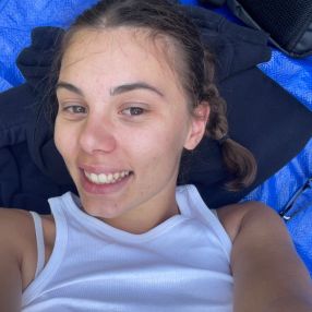 Laura, Babysitter a Colceresa