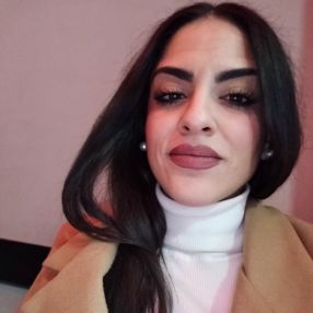Aurora, Babysitter a Sciacca