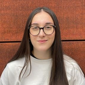 Francesca, Babysitter a Provincia di Como