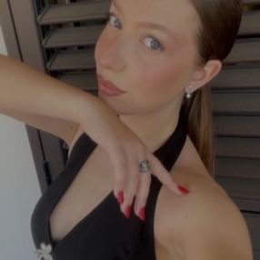 Nadia, Babysitter a Spadafora