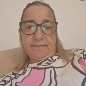 Vincenza, Babysitter a Vigliano Biellese
