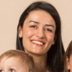 Cristina, Babysitter in Via I Maggio Mediana Dell'industria