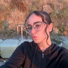 Sofia, Babysitter a Santa Teresa