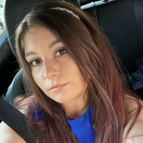 Denisa, Babysitter a Viterbo