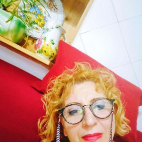Rina, Babysitter a Codroipo