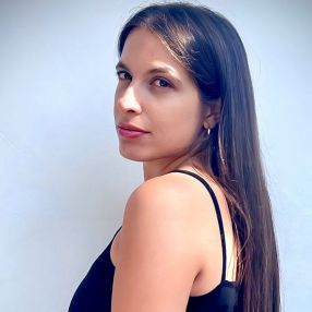 Paola, Babysitter a Nichelino