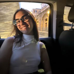 Francesca, Babysitter a Rogliano