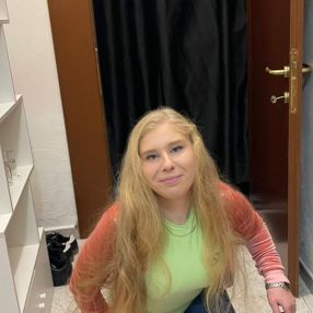 Helena, Babysitter in Canneto Sull'oglio