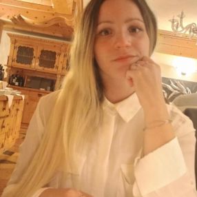 Chiara, Babysitter a Morbegno