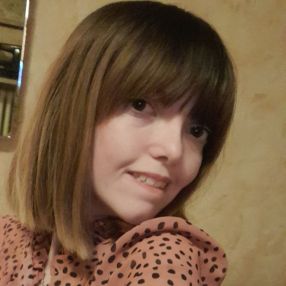 Nicole, Babysitter a Argenta