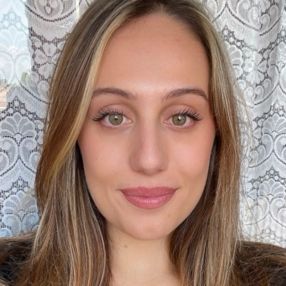 Sara, Babysitter a Collegno