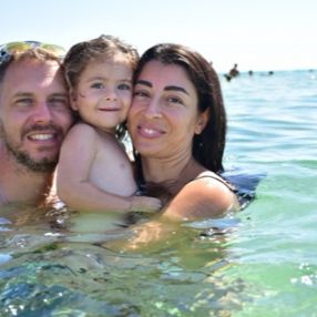 Mariangela, Famiglia a Rimini
