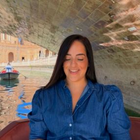 Lucrezia, Babysitter in San Salvo