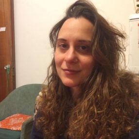 Elena, Babysitter a Marche