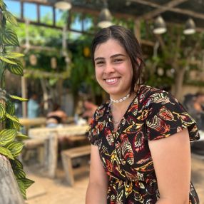 Noura, Babysitter a CASTEGNATO