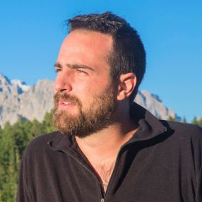 Simone, Famiglia a Mezzano