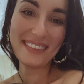 Simona giovina, Babysitter in Sambuceto