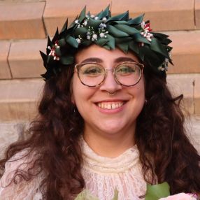 Eleonora, Babysitter a Caselle