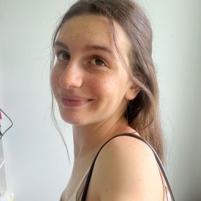 Rebecca, Babysitter a Terno D'isola