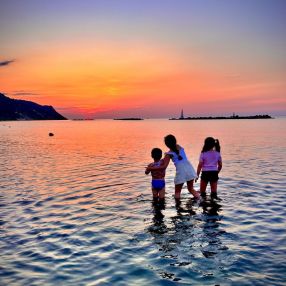 Aurora, Famiglia a Urbania