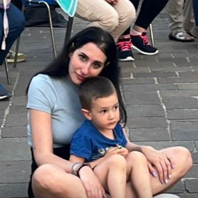 Gloria, Babysitter in Aci Castello