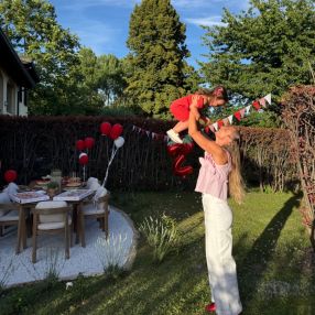 Carlotta, Famiglia a Provincia di Como