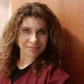 Monica, Babysitter a Rosta